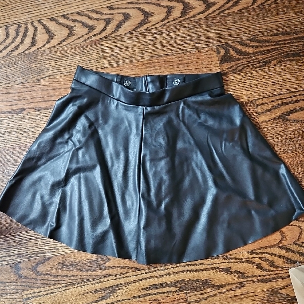 H&M Black Faux Leather Skirt